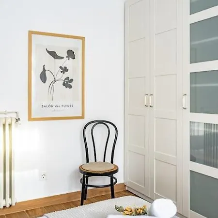 Apartament El Parchis, Menendez Valdes