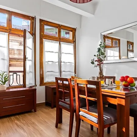 El Parchis, Menendez Valdes *