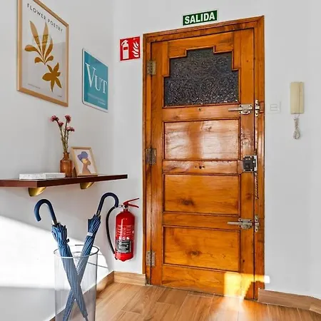 דירה El Parchis, Menendez Valdes גיחון